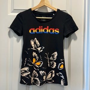 Adidas x Farm Rio Short Sleeve Butterfly Print Tee Size XS